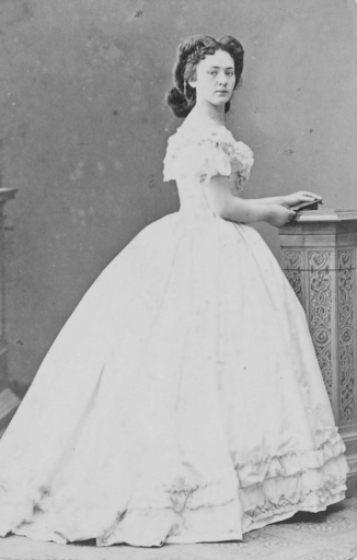 Berta von Suttner v roce 1860      Unknown author / Public domain