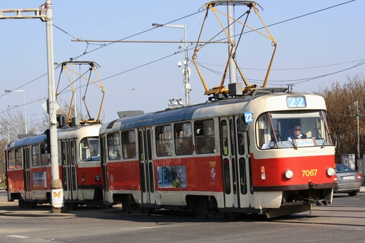 Tramvaj T3 v Praze na Vypichu      Autor: Matěj Baťha  licence CC BY-SA (https://creativecommons.org/licenses/by-sa/3.0)