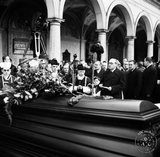 Pohřeb Karla Čapka, Vyšehrad, 1938.ČTK/Autor neznámý.