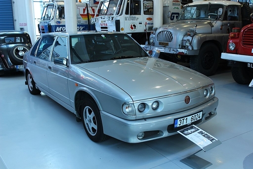 Tatra 700