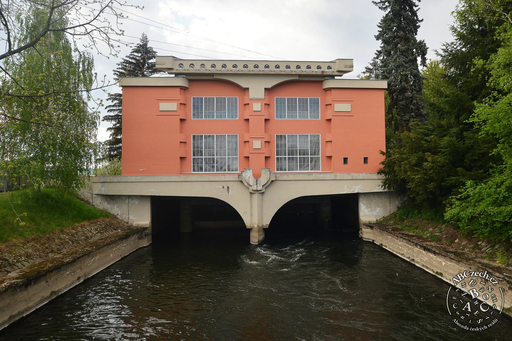 Vodní elektrárna v Háji–Třeština